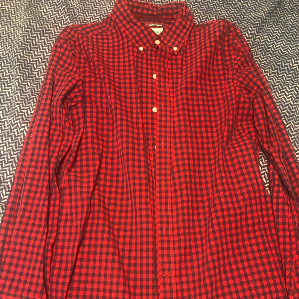 Men’s long sleeve button up